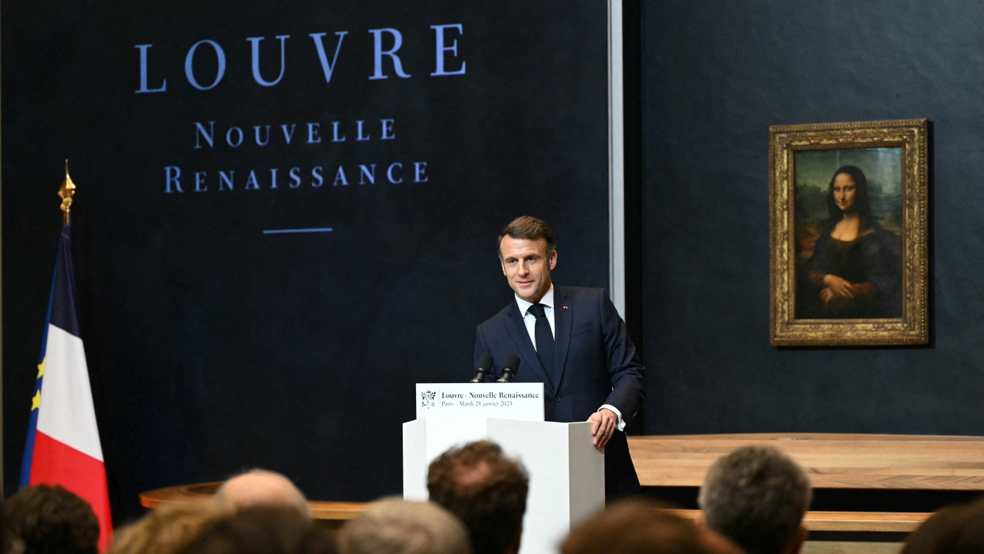 The Louvre will be renovated and the 'Mona Lisa' will have her own room The Louvre will be renovated and the 'Mona Lisa' will have her own room