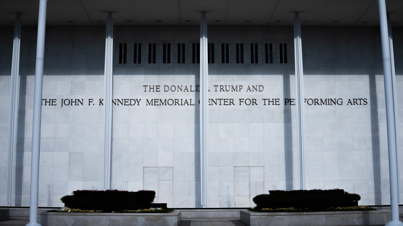 Ex curador del Centro Kennedy sobre su mandato y futuro: NPR
|