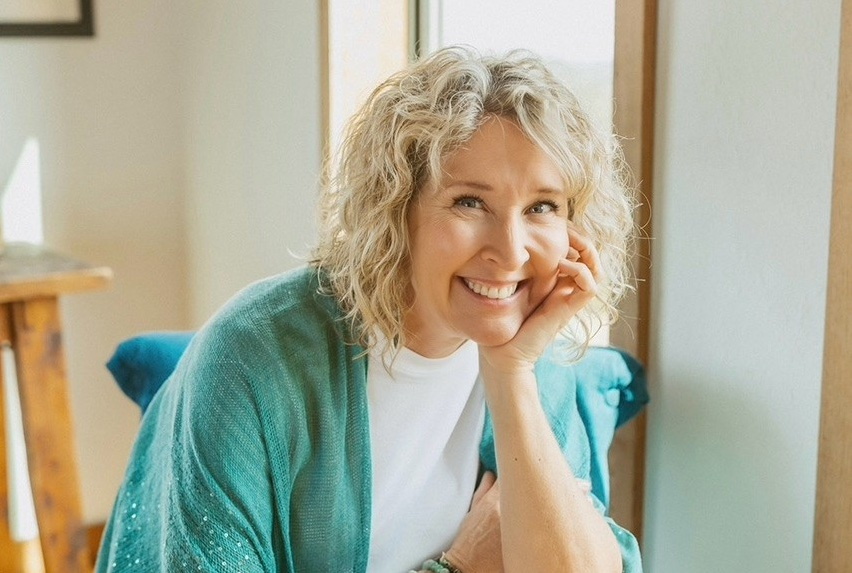 https://npr.brightspotcdn.com/dims3/default/strip/false/crop/852x573+0+0/resize/852x573!/?url=http%3A%2F%2Fnpr-brightspot.s3.amazonaws.com%2F47%2Fb1%2F952820154a958d6dbd8dab565d52%2Ferin-pic.jpg