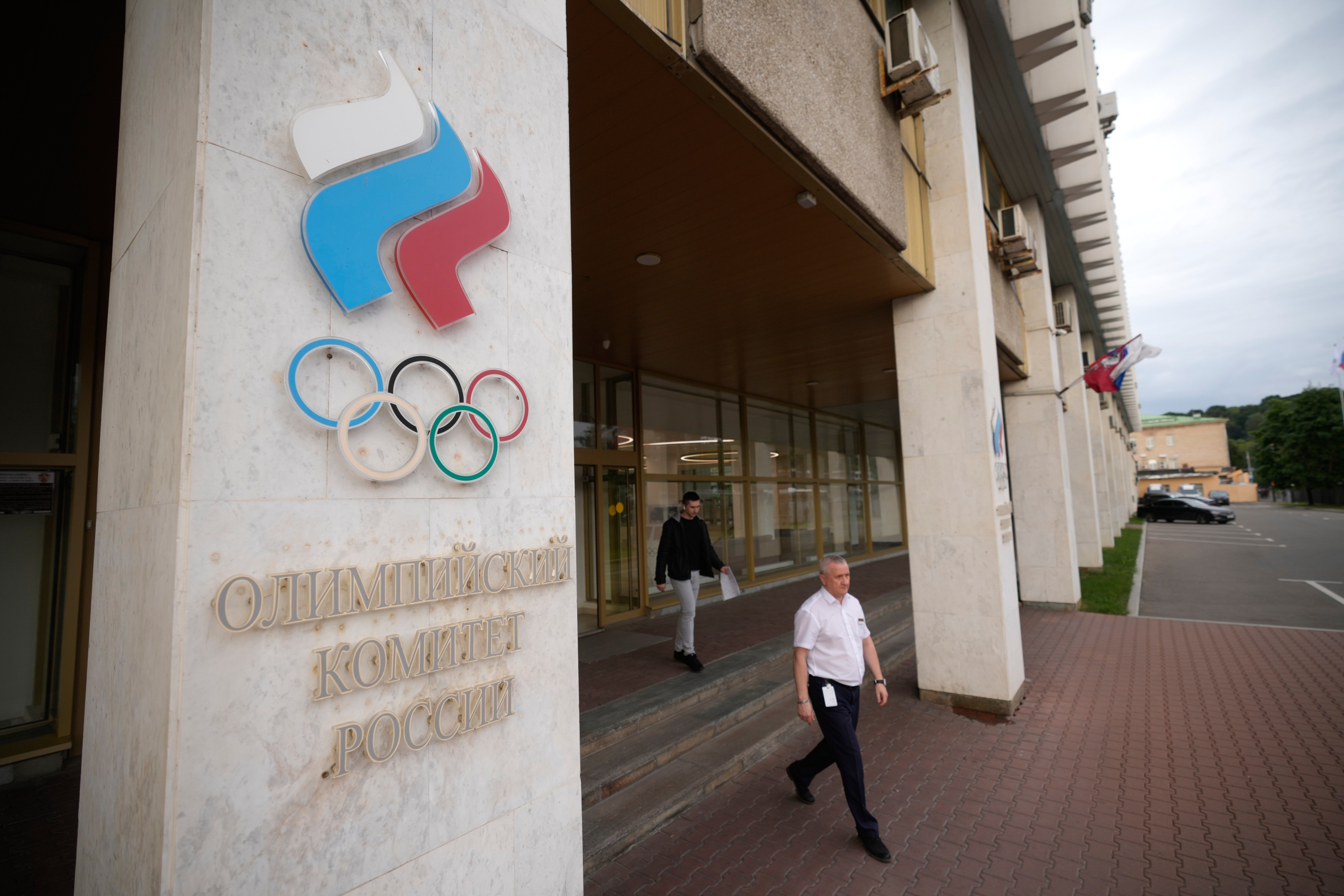 The IOC clears the way for Russian athletes to return to Olympic competition