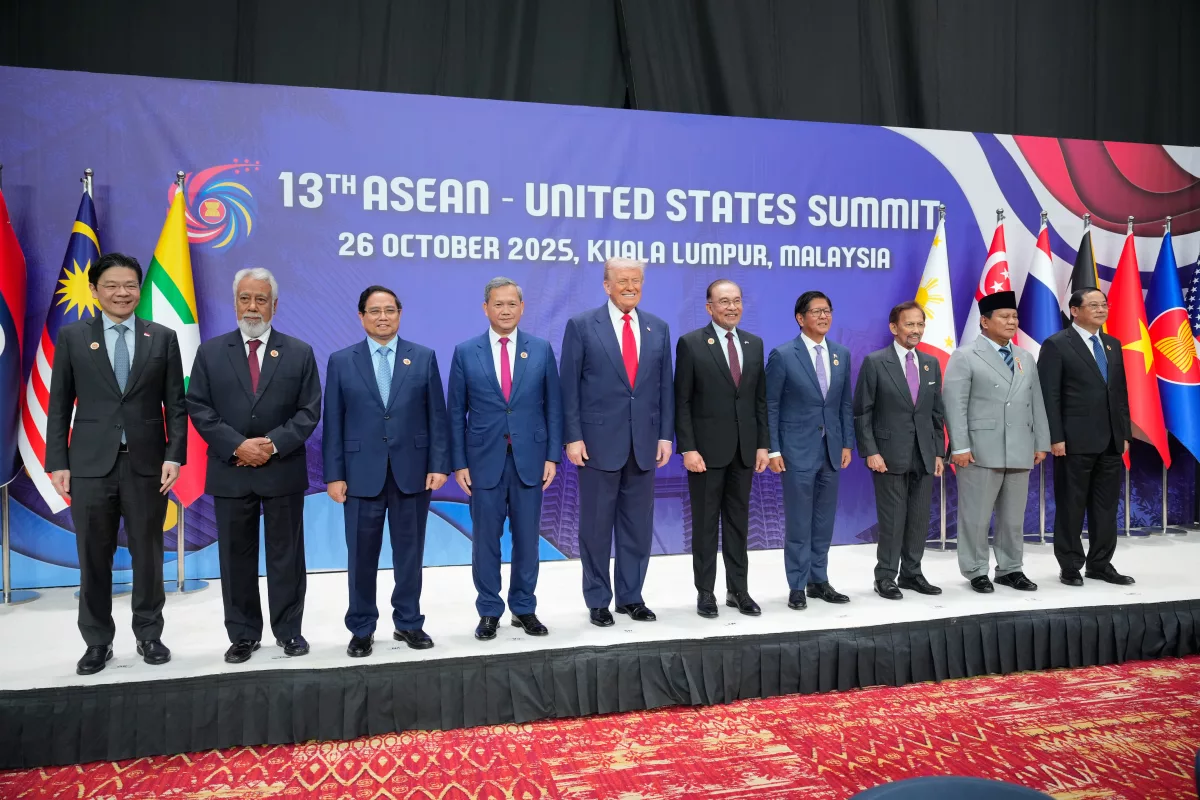 President Donald Trump, centre left, poses with other leaders during the ASEAN US Summit in Kuala Lumpur, Malaysia, Sunday, Oct. 26, 2025.