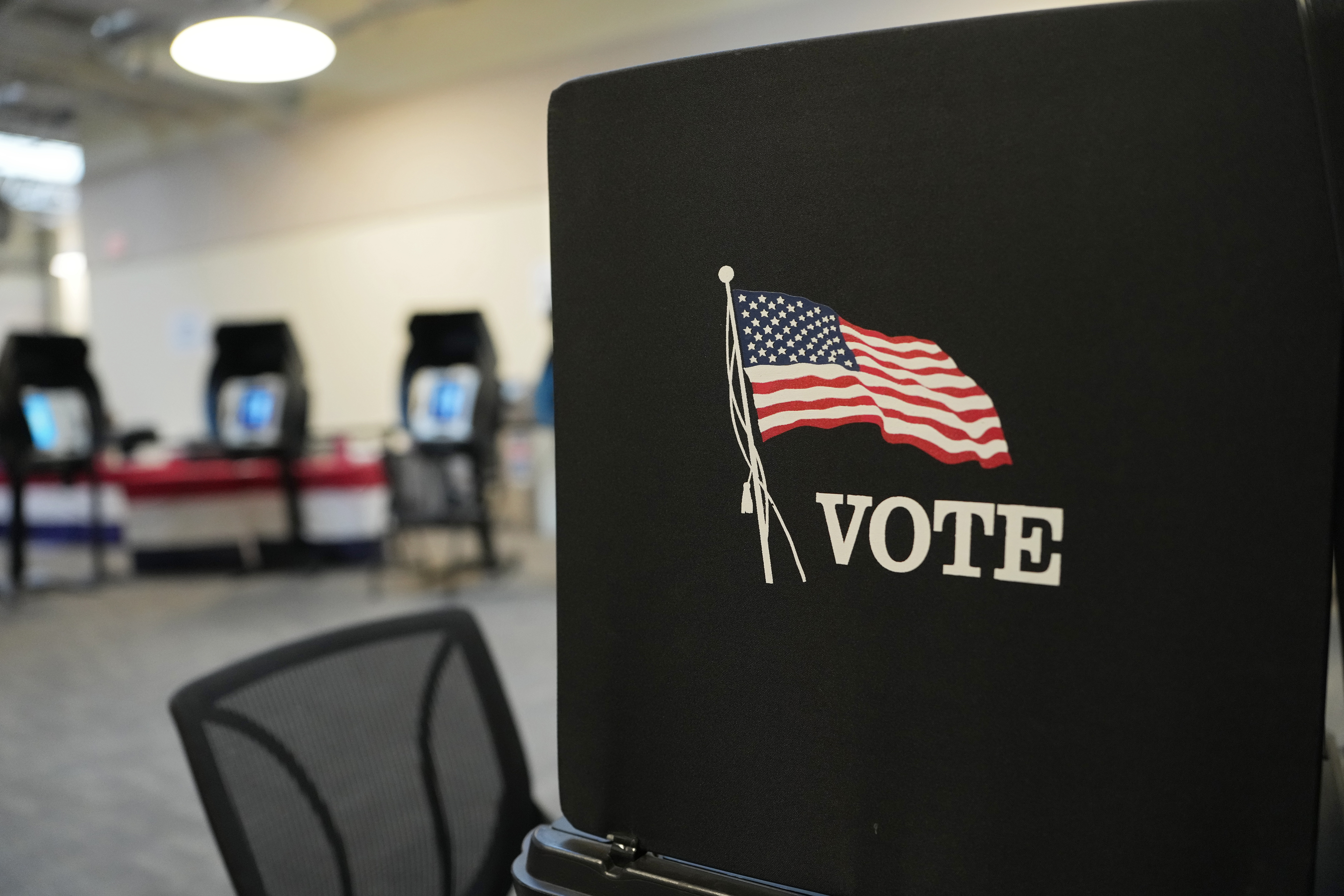 Toss-ups, triage and targets: How to read the wide-open 2026 House map