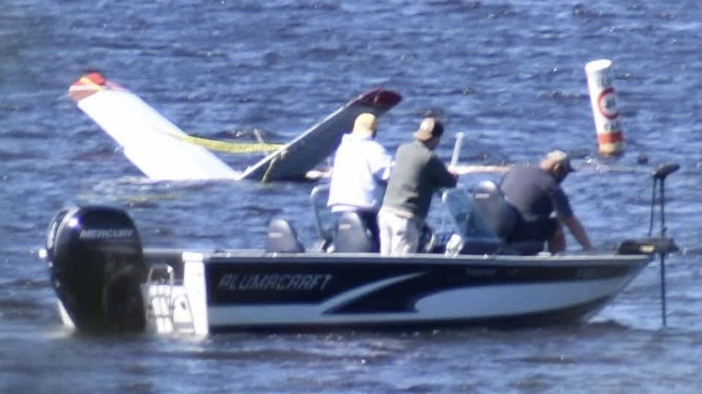Wisconsin congressman survives emergency plane landing, swims to safety : NPR Wisconsin congressman survives emergency plane landing, swims to safety : NPR