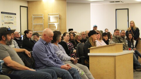 Marnie Olcott speaks during a legislative town hall event on Saturday, Mar. 29, 2025 in Soldotna, Alaska.