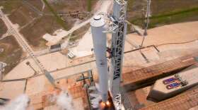 Test fired of the Falcon 9 rocket that will launch Inmarsat-5 satellite. Photo: SpaceX