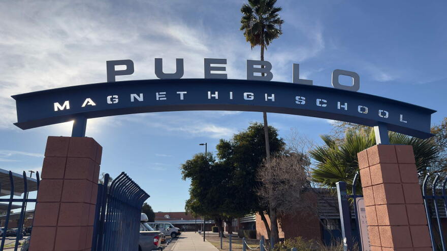 Pueblo High School External