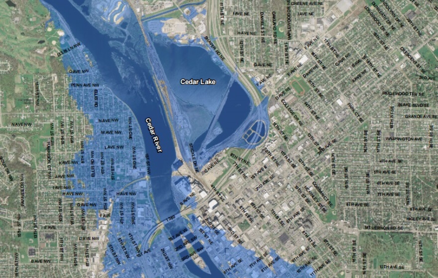 Cedar Rapids Prepares For Flood; Other Communities Expect River Crests