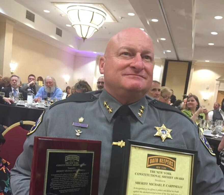  Lewis County Sheriff Mike Carpinelli was given the New York Oath Keepers Constitutional Sheriff Award at the group's annual dinner in Albany in 2016. 