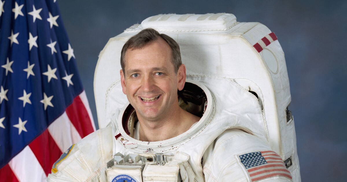 After space, Tom Akers returned to Missouri. Now he’s entering the U.S. Astronaut Hall of Fame