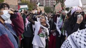 Palestinian supporters gather for a protest at Columbia University. (Yuki Iwamura/AP)