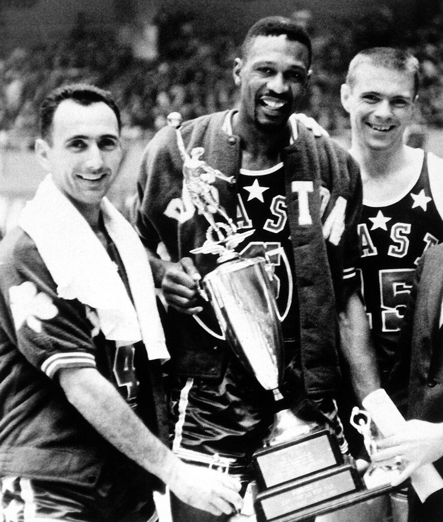 Bob Cousy, 90, Still Rues The Assists He Didn't Make To Bill Russell | Health News Florida