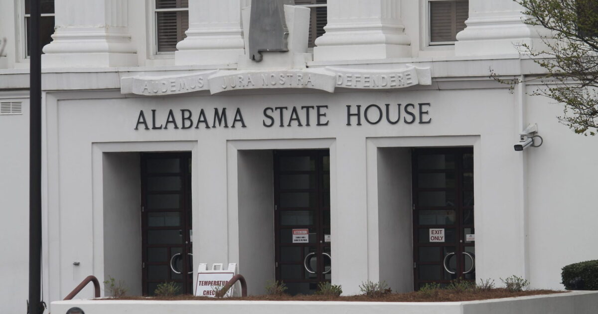 Birmingham leaders back 2027 legislative agenda focused on blight, housing and neighborhood safety