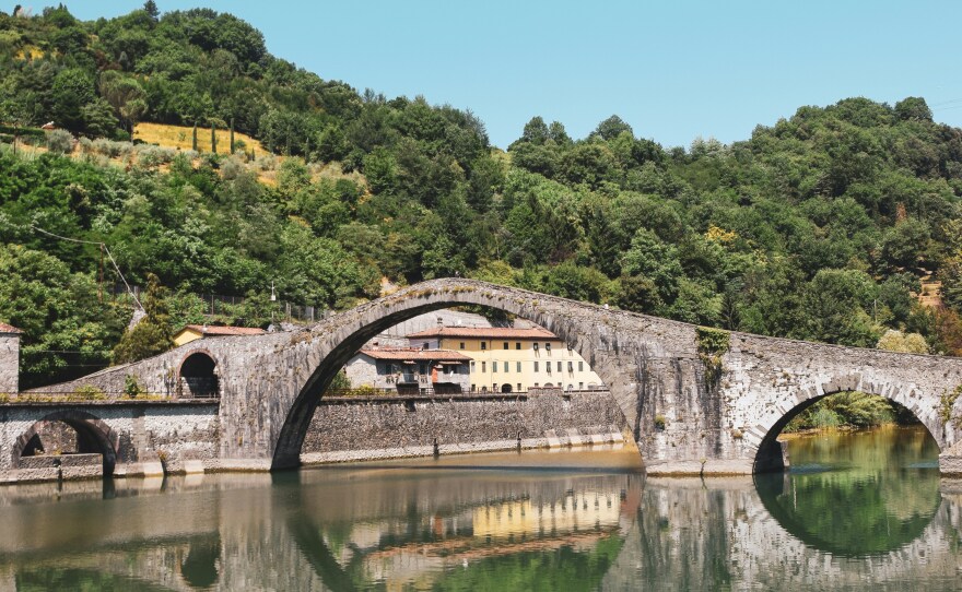 Mozzano bridge