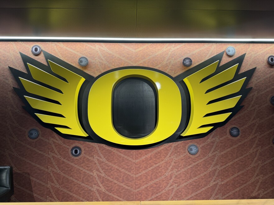 No. 3 Oregon hosts No. 7 Indiana on Oct. 11 in Eugene, Ore.