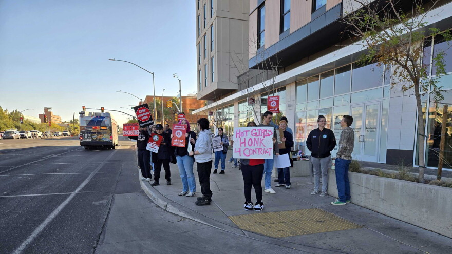 Starbucks picket
