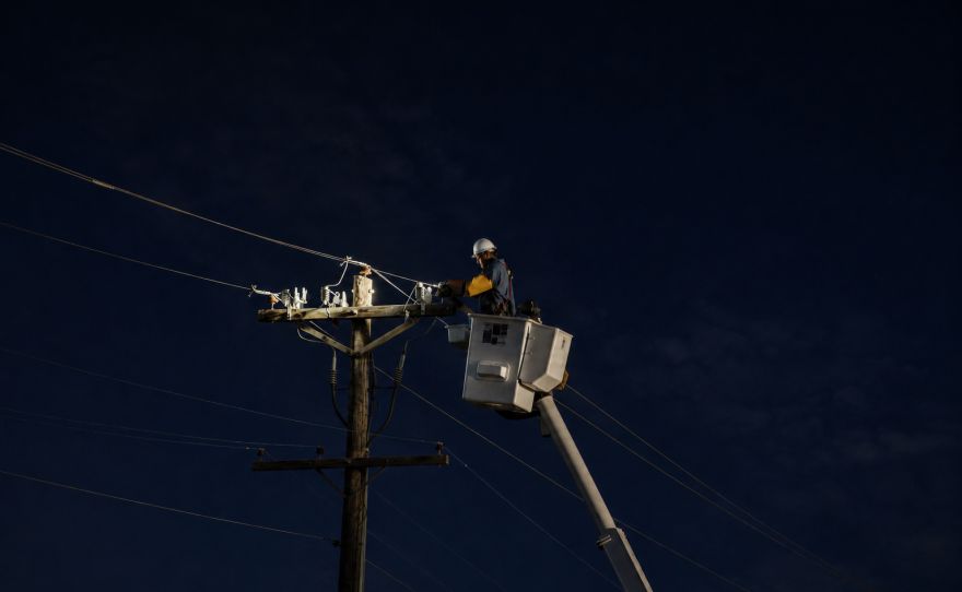 MLGW Restores Power After Storms Leave 100,000 Without Power