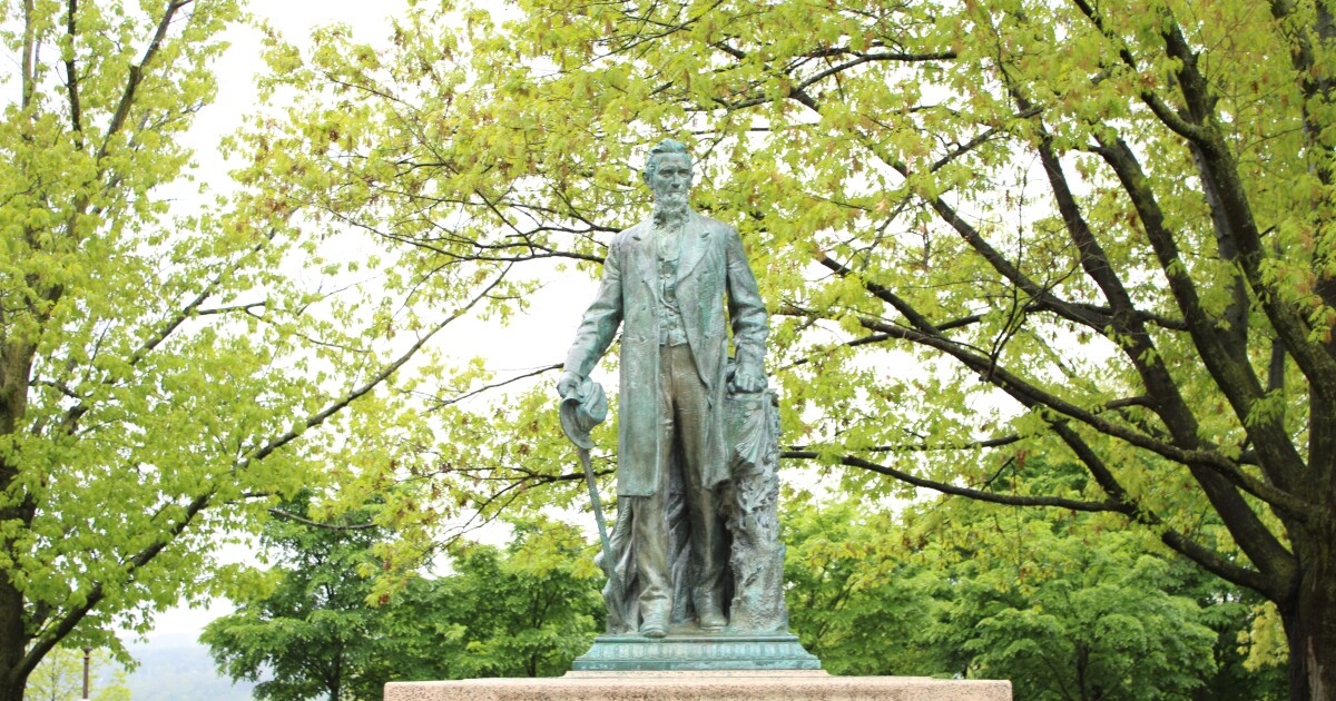 cornell-university-president-announces-retirement-wxxi-news