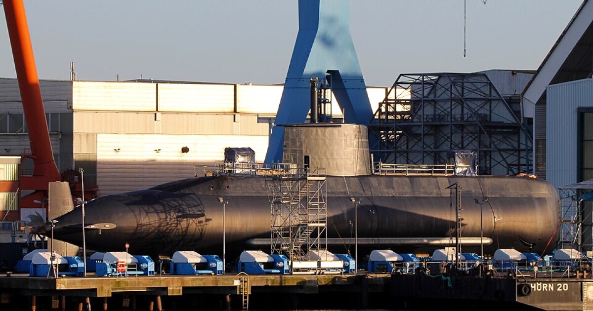 Canadian military weighing two bids in massive attempt to upgrade submarine inventory