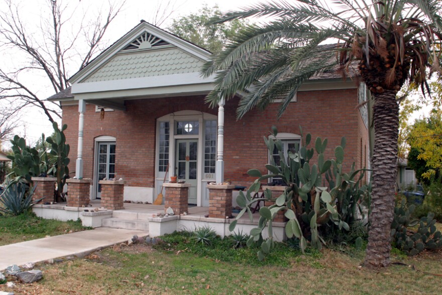 Centennial House in tempe