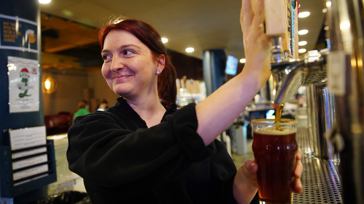 Craft beer sales are going flat. How are Ohio breweries faring? - Vimarsana News