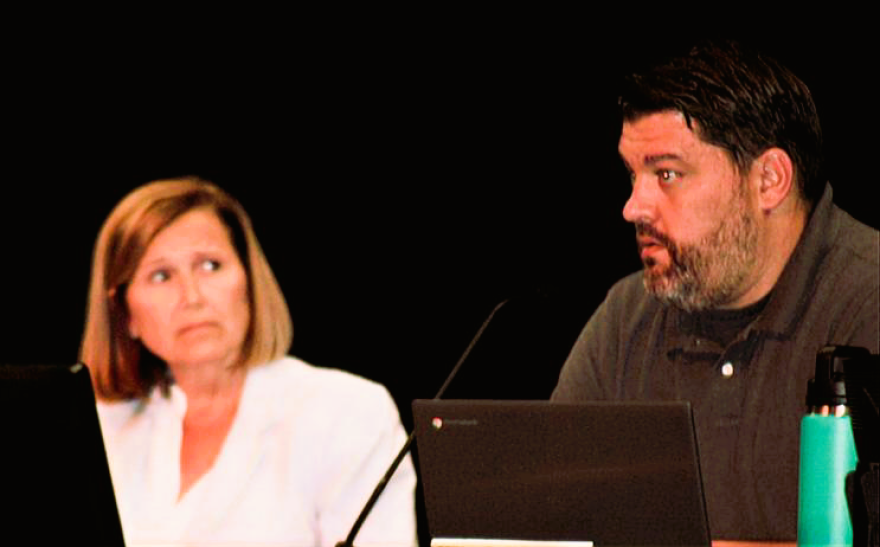 Superintendent Kristen Weikle and president Stan Gozur both mentioned the positives that come from allowing for e-learning.