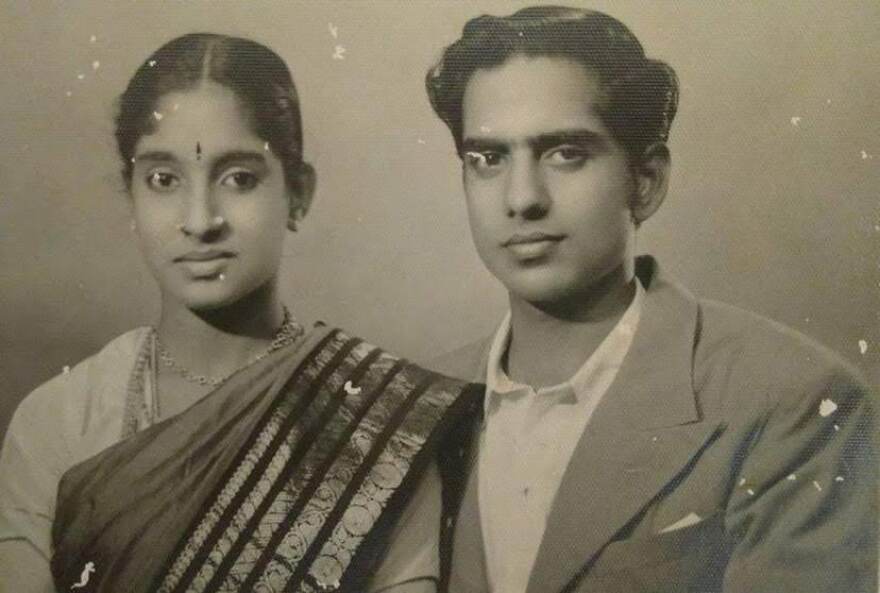 Black and white photo of a newly married South Indian couple