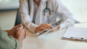 Bill would take “invasive” question about mental health treatment off doctors’ license applications