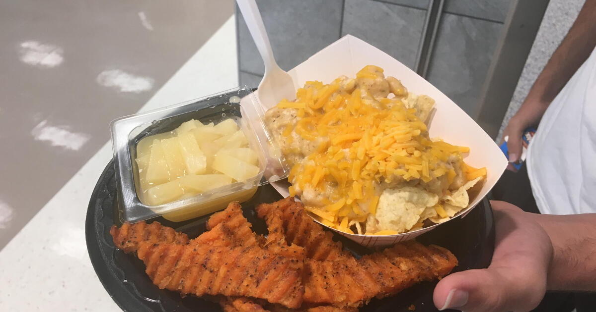 Duval Schools Exploring Foam Alternatives Admidst Student Lunch Tray