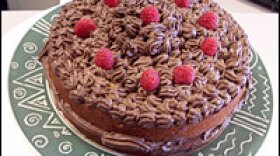 Who doesn't love a piece of cake (aside from the author's husband)? <strong>Scroll down for recipes for graham cracker cake (above), Martha Washington's great cake and more.</strong>