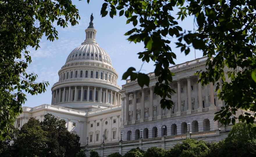 uscapitol120419.jpg