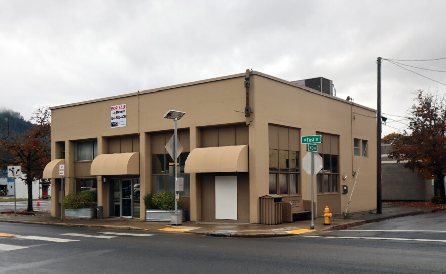 The former U.S. Bank branch on First Street in Drain on Oct. 28, 2026.