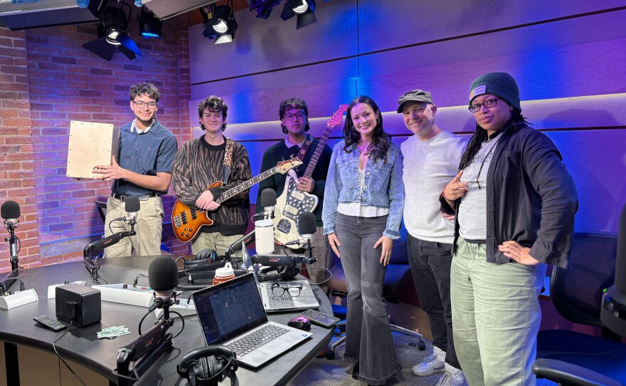 Madison Curbelo and band joins The Fabulous 413 for Live Music Friday.