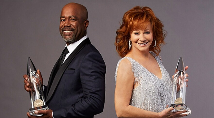 Reba McEntire, Darius Rucker take over as CMA Awards hosts in Nashville | WMOT