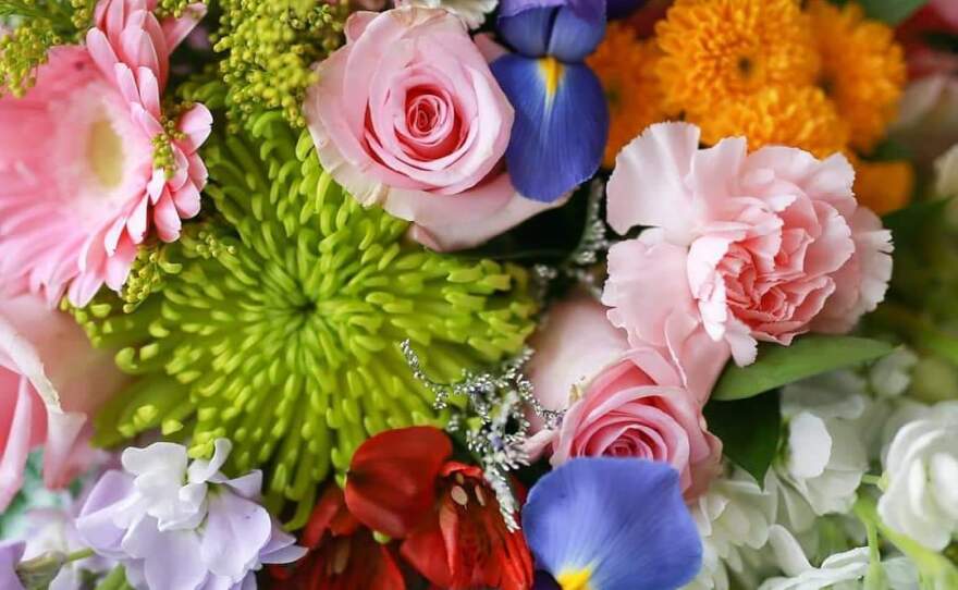 Flowers1.jpg_0.jpeg