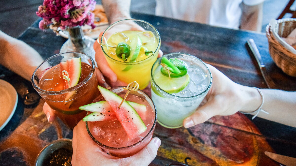 Healthy and bright Florida-grown mocktails are a great way to avoid overindulging for the holidays - Vimarsana News