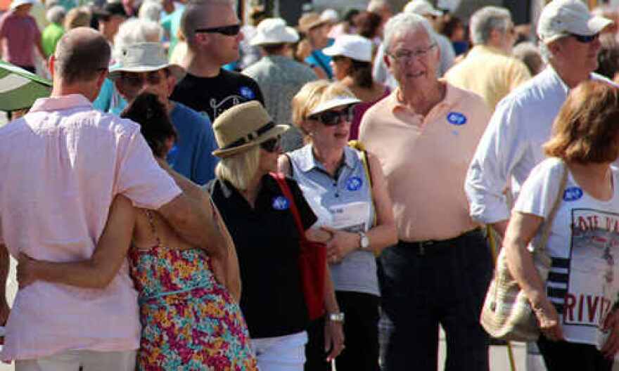 Attendees at Bonita Springs National Art Festival.