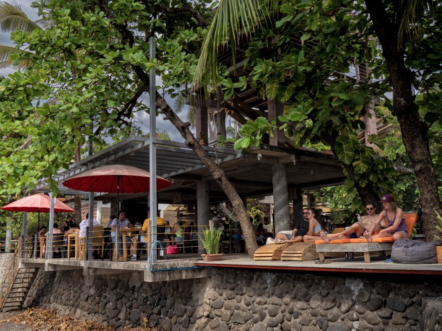 A beachfront restaurant in El Zonte beach town.