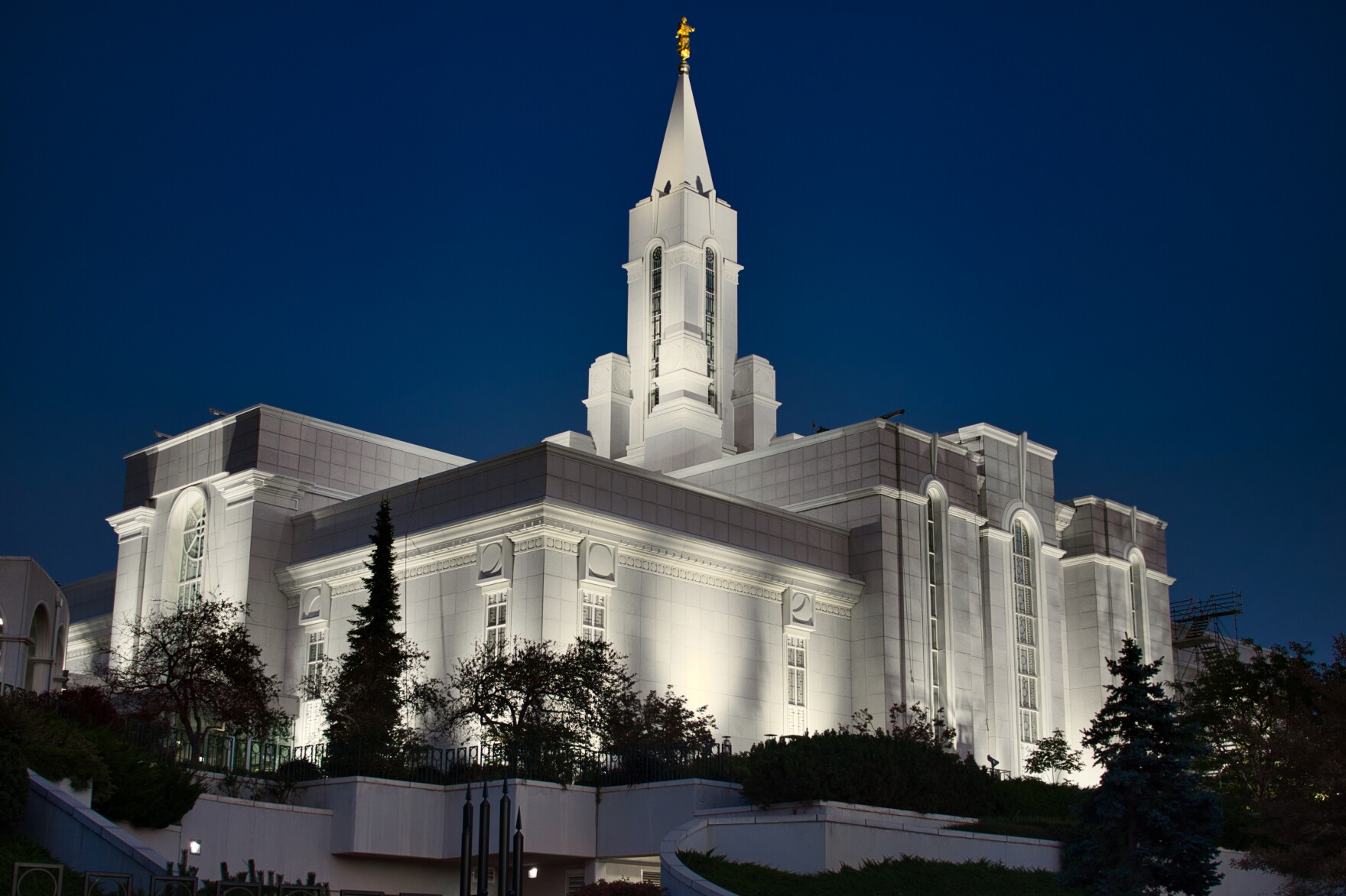 How LDS Temples and Rituals Make Mormons Who They Are
