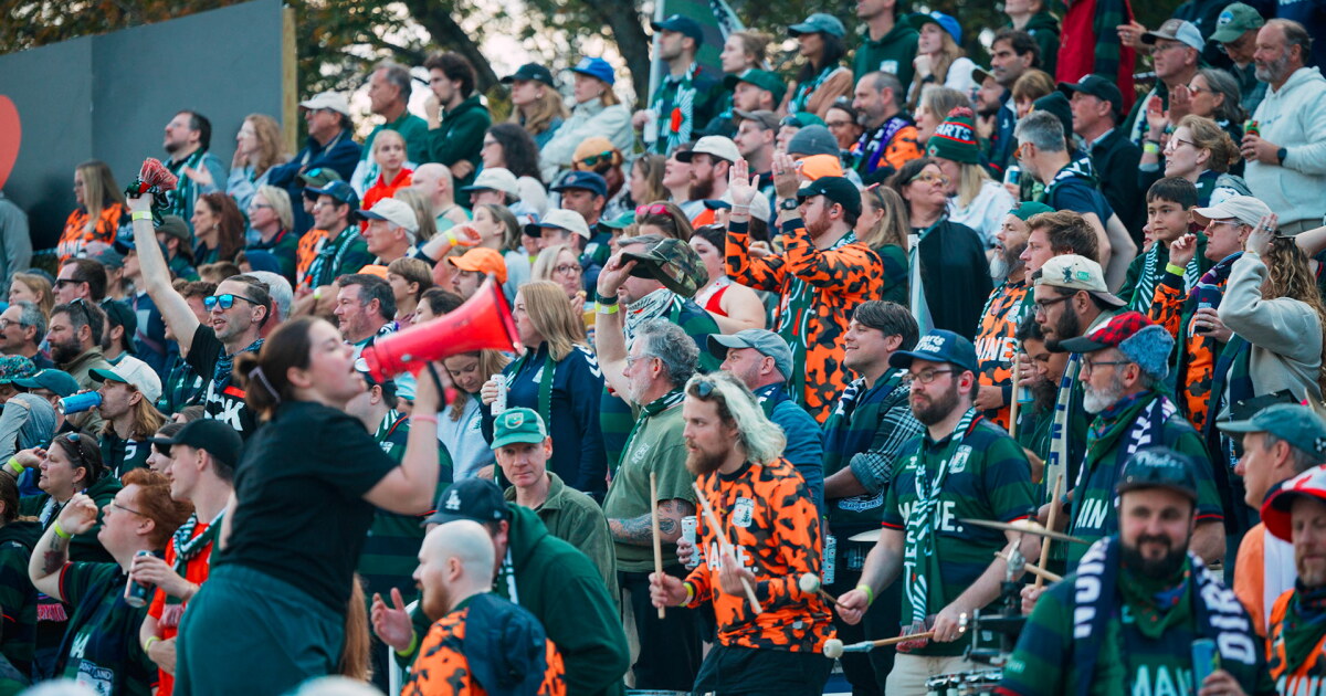 Photo: mainepublic.org Fans at a Portland Hearts of Pine game