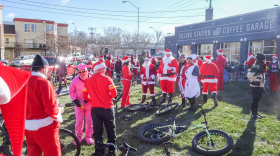 Santa Rampage KC mixes cycling, pub crawling and Santa Claus-ing in KC this weekend.
