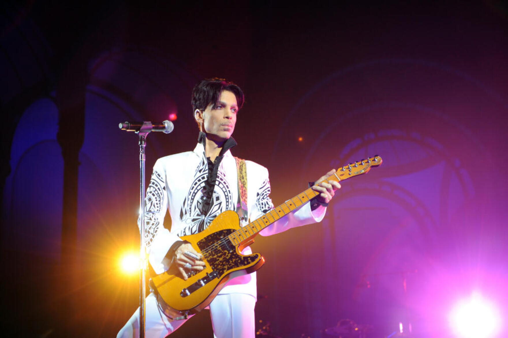 Remembering Prince and 'Sign o' the Times' | Delaware Public Media