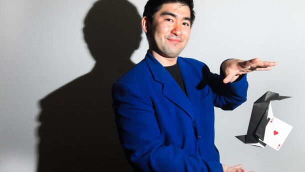 Yasu Ishida, a magician and storyteller originally from Ube, Japan