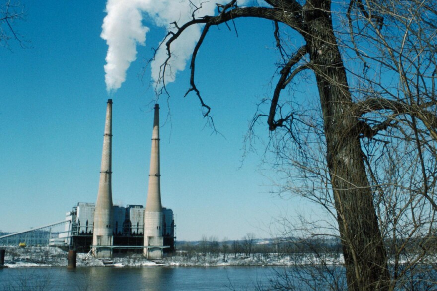 An old photo of the former R. Gallagher Generating Station seen from Shawnee Park in Louisville, Kentucky in 1988.