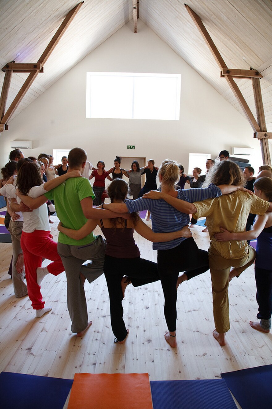 laughter yoga.jpg