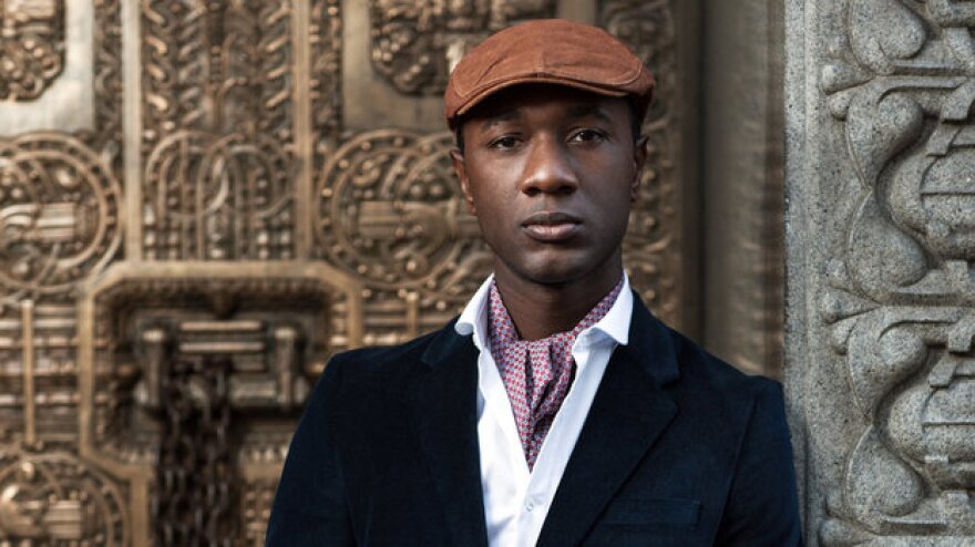 photo_aloeblacc_300rgb_wide-cde45aea10fa71433db25b663dadcdfaff013acb-s4-c85.jpg