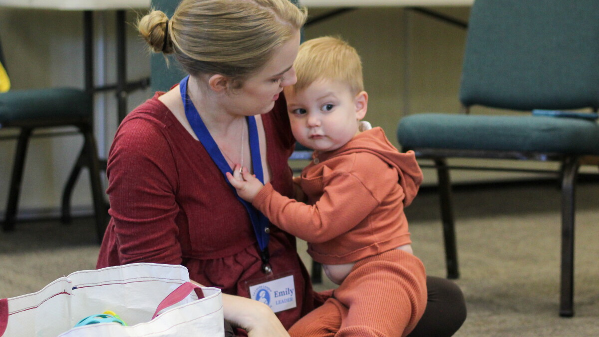 Stigmas, formula-feeding and milk fairies: Gainesville moms discuss breastfeeding - Vimarsana News