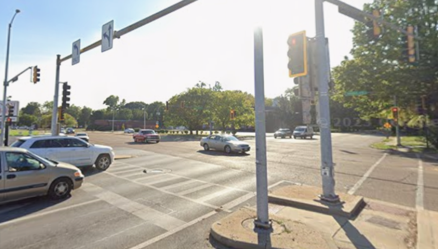 MacArthur-S. Grand Ave.