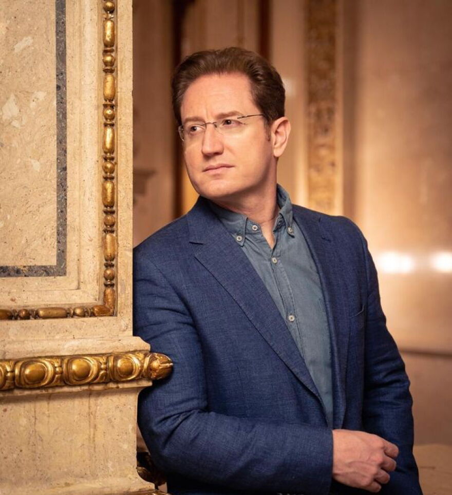 Opera Naples Artistic and Music Director Ramon Tebar makes his Metropolitan Opera conducting debut on September 25.