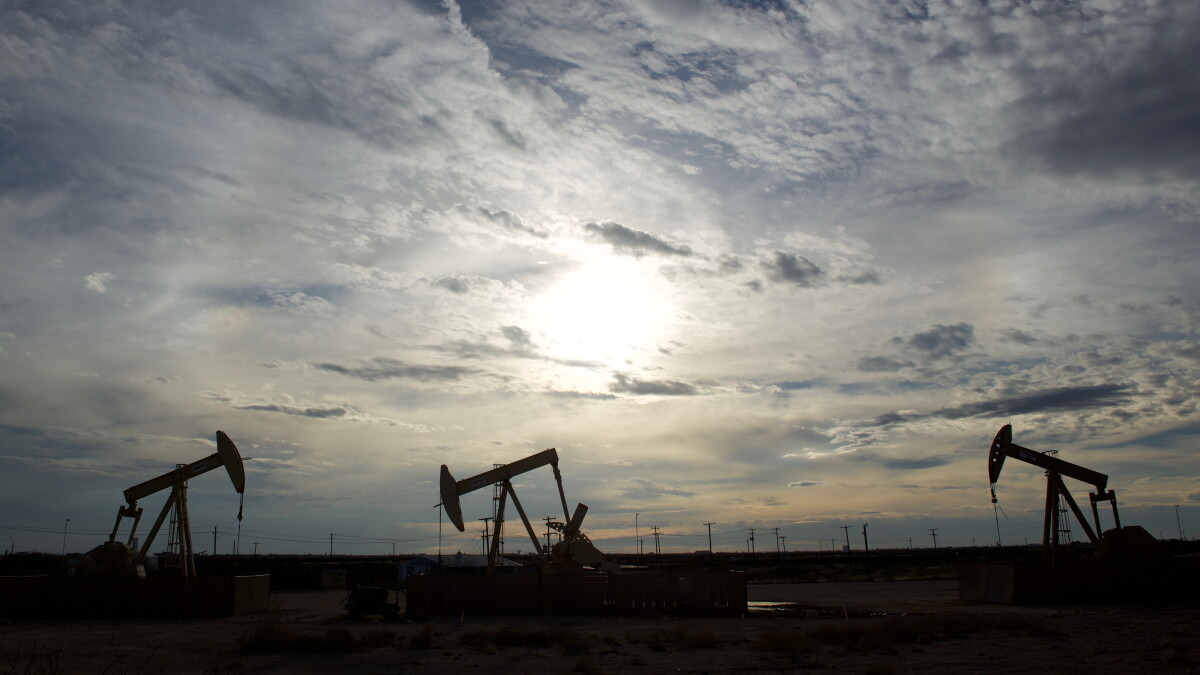 New report finds cutting methane emissions could bring thousands of jobs to Texas oil fields - Vimarsana News