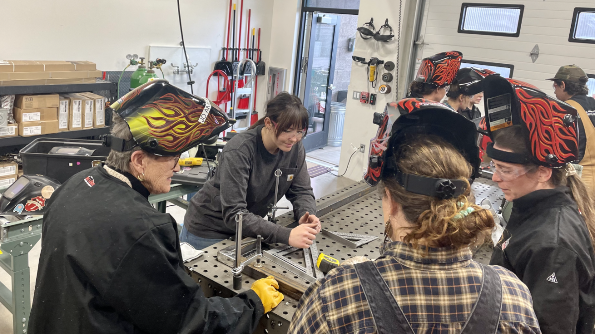 'Women In Welding' helps close accessibility gap in male-dominated industry - Vimarsana News